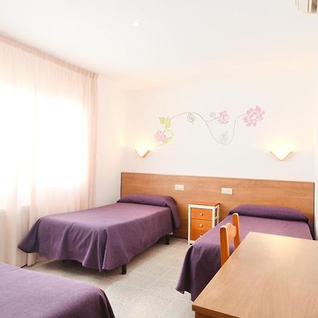 Hotel Paradis Torredembarra Buitenkant foto