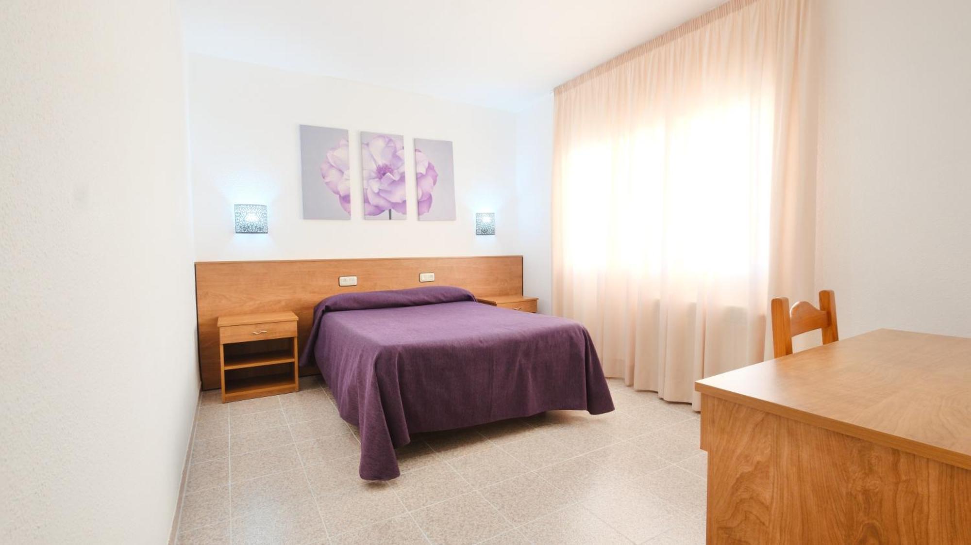 Hotel Paradis Torredembarra Buitenkant foto